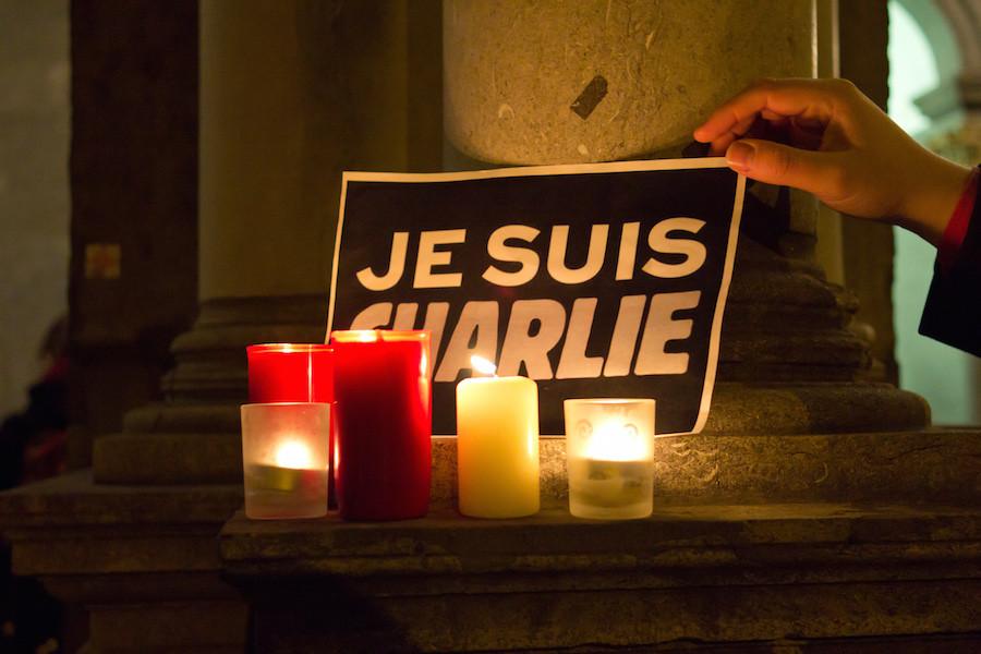 Cologne_rally_in_support_of_the_victims_of_the_2015_Charlie_Hebdo_shooting_2015-01-07-2319