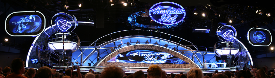 American_Idol_Experience_stage