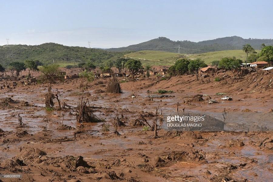 Disaster in Mariana, MG: the Rupture of the Samarco Dams