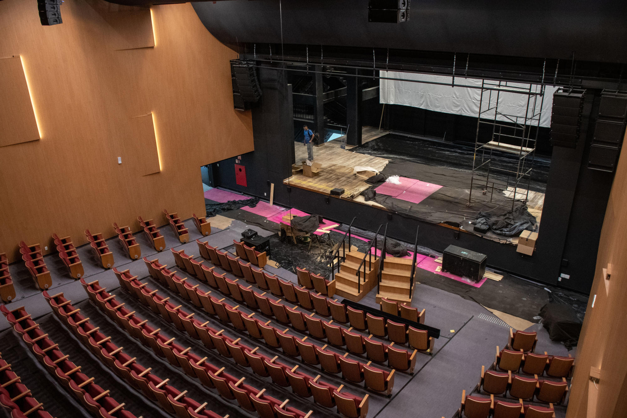 The Show is Back at the Haddad Center for Performing Arts
